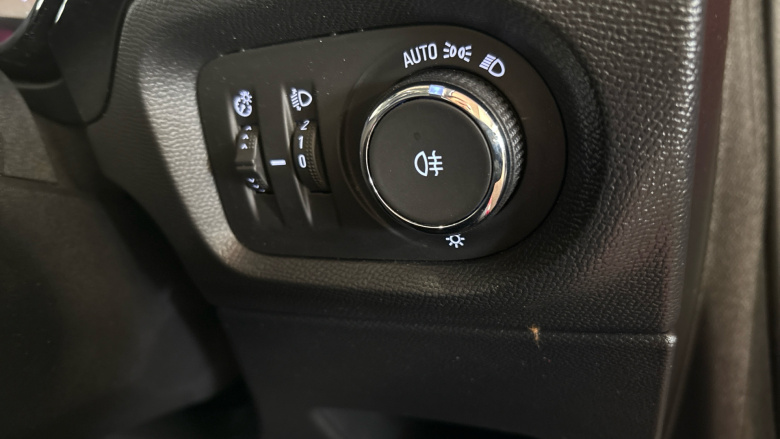 Vauxhall Corsa 1.2 Design 5dr Petrol Hatchback
